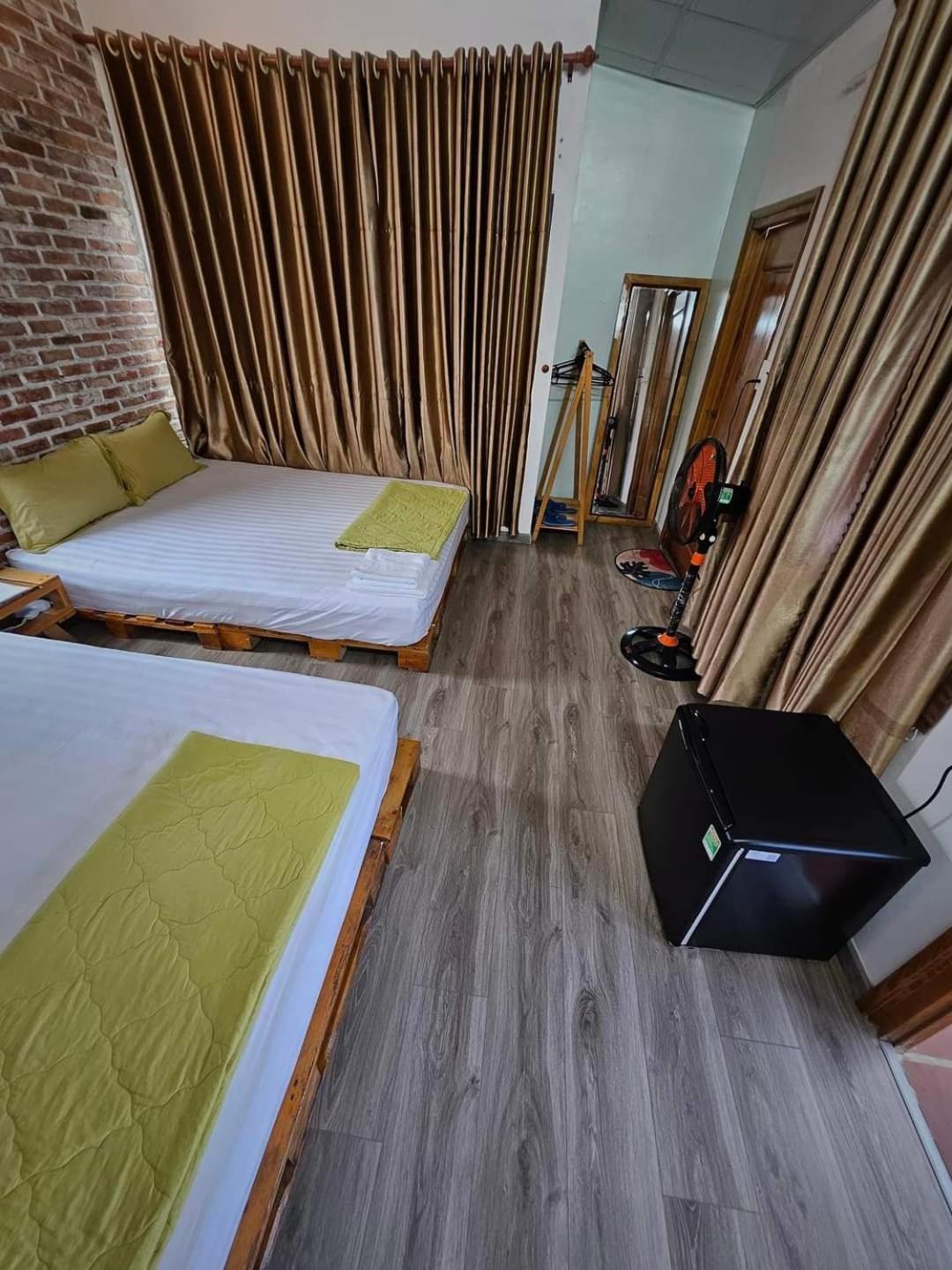 Homestay- Nha Nghi Xom Ro Dong Tac Εξωτερικό φωτογραφία